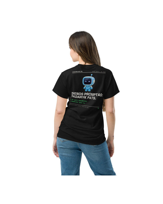 Marškinėliai Dienos promptas: padaryk pats, juoda — ant modelio