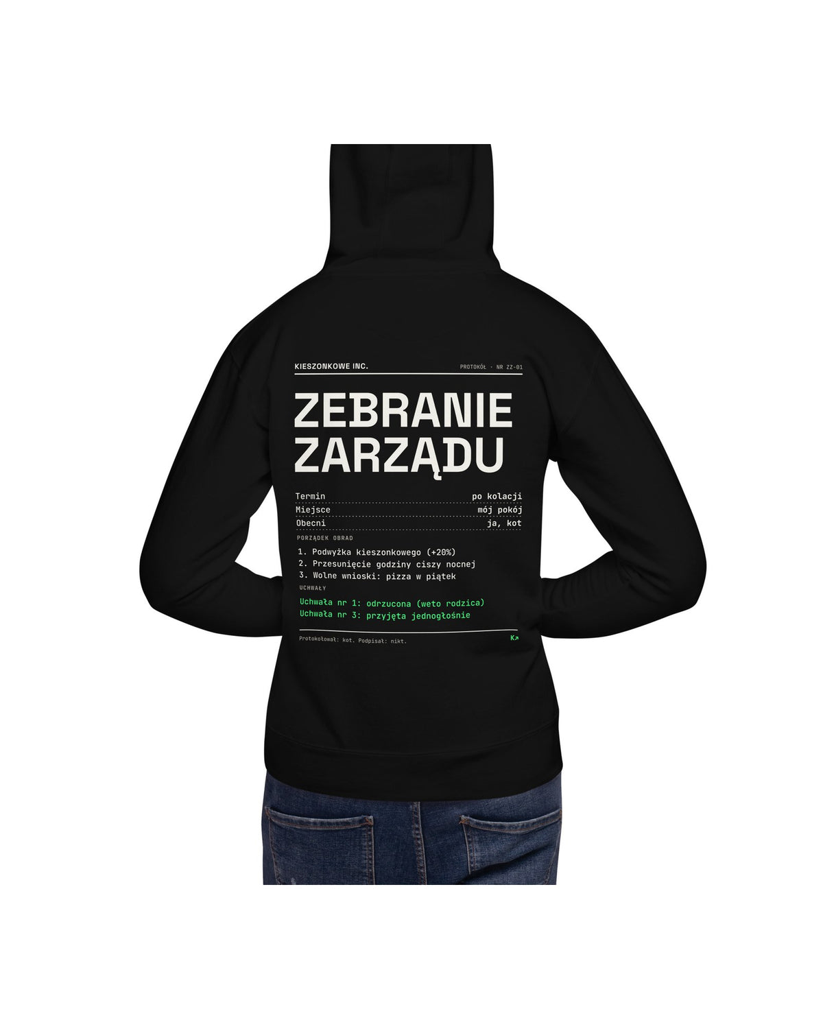 Czarna bluza Zebranie Zarządu — na modelu